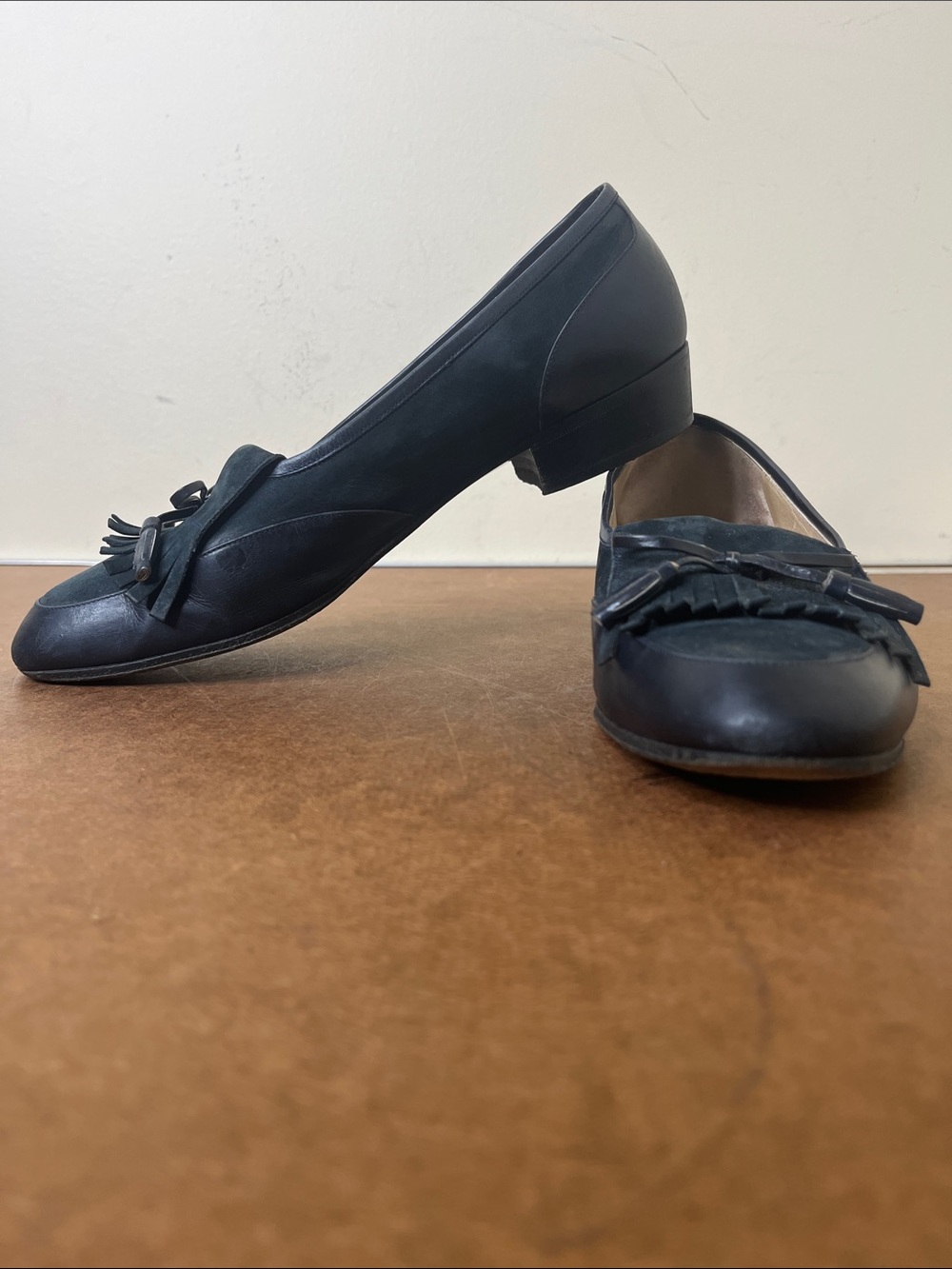 Salvatore Ferragamo Navy Leather/Suede Low Block Heel Loafers Kiltie Tassel 8B